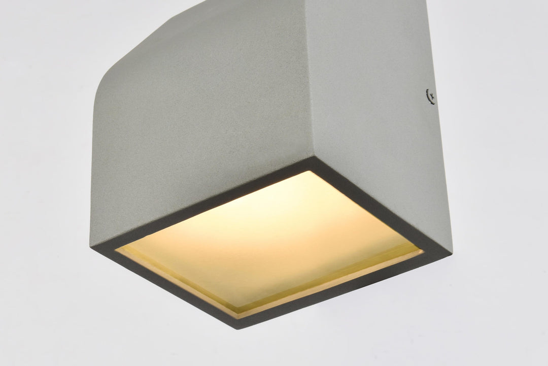 Raine Outdoor Wall Light (LDOD4004) by Living District - view 4