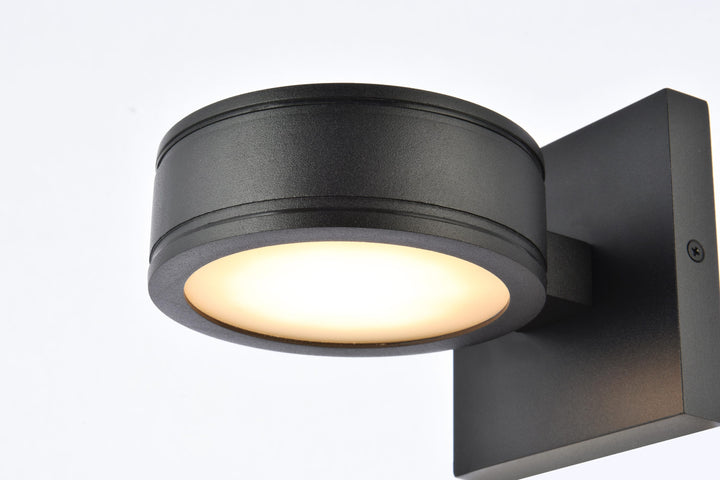 Raine Outdoor Wall Light (LDOD4018) by Living District - view 4
