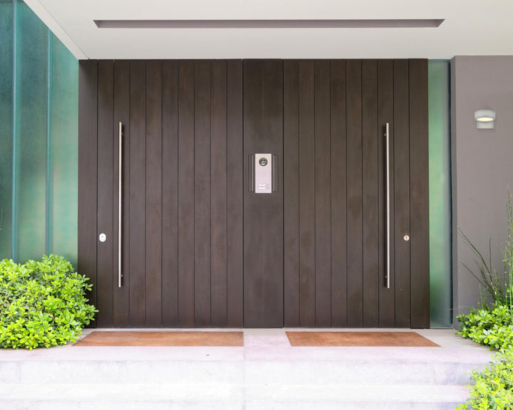 Raine Outdoor Wall Light (LDOD4018) by Living District - view 9