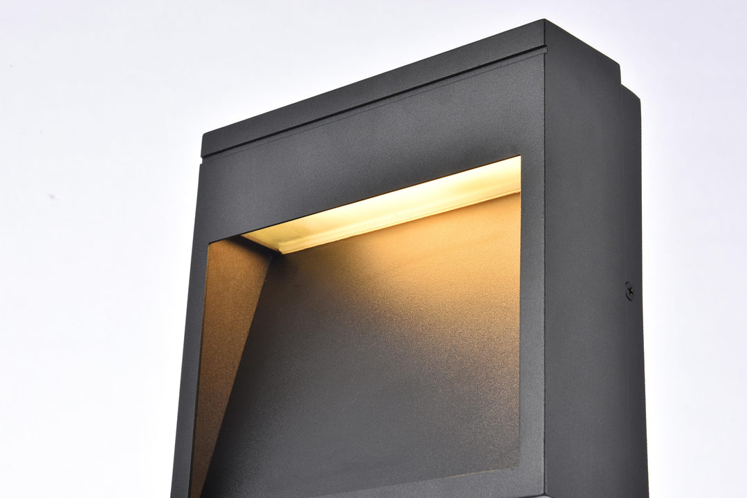 Raine Outdoor Wall Light (LDOD4004) by Living District - view 11
