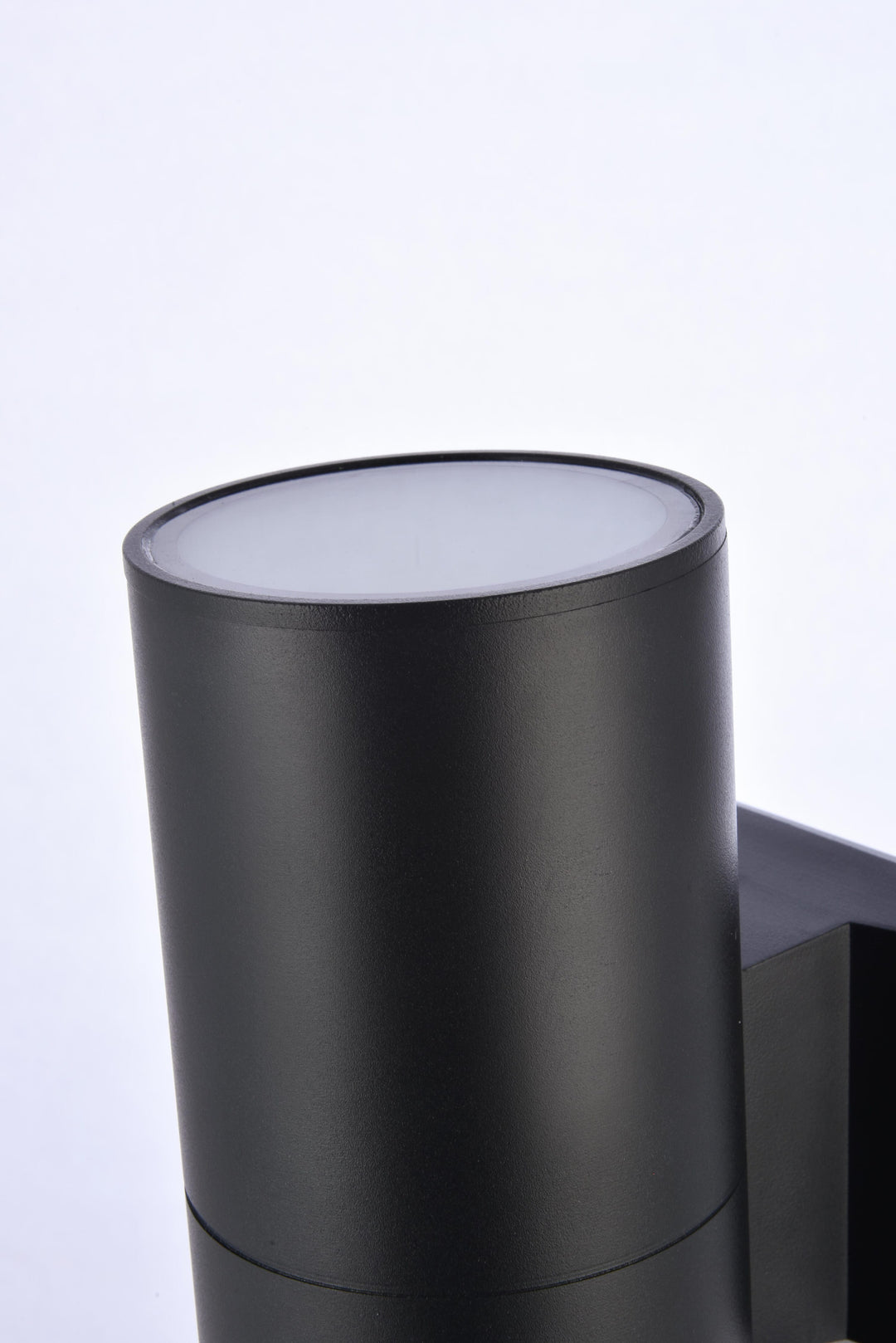 Raine Outdoor Wall Light (LDOD4018) by Living District - view 32