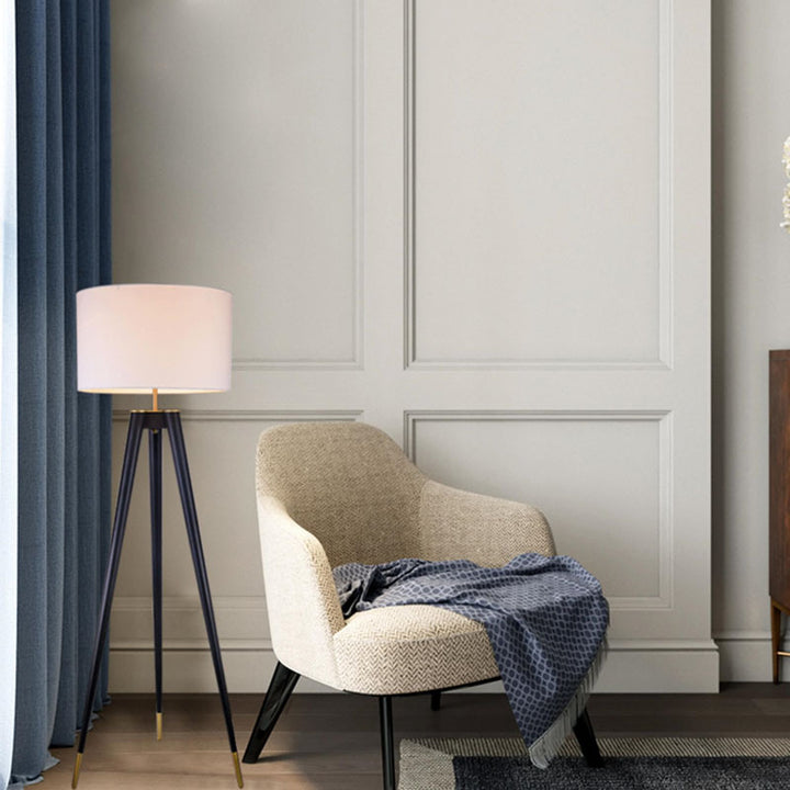 Black Floor Lamp (MFL17) by Bethel - view 3
