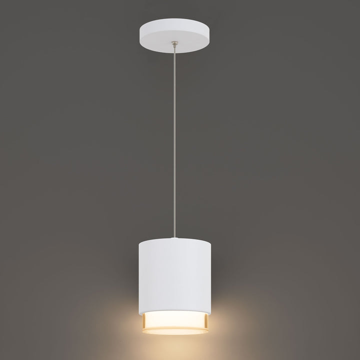 Cloak Pendant 4CCT