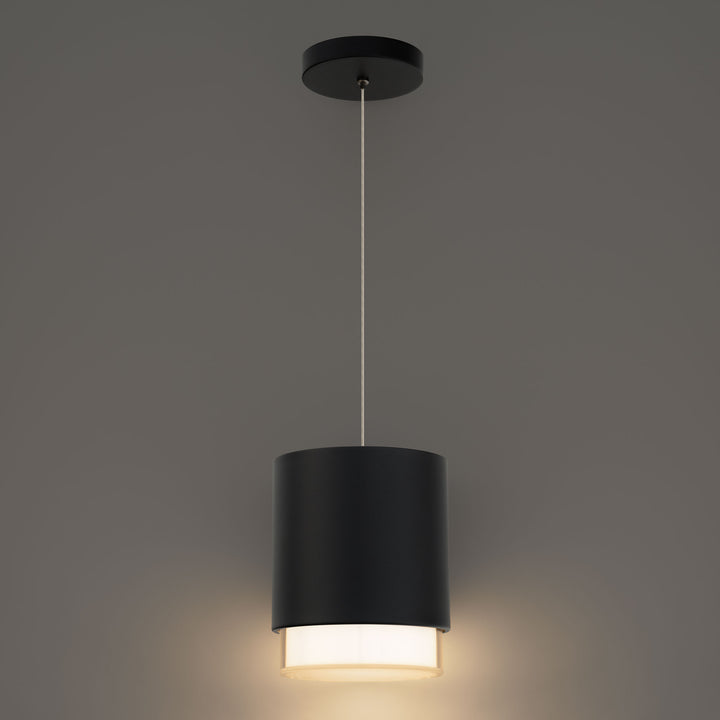 Cloak Pendant 4CCT