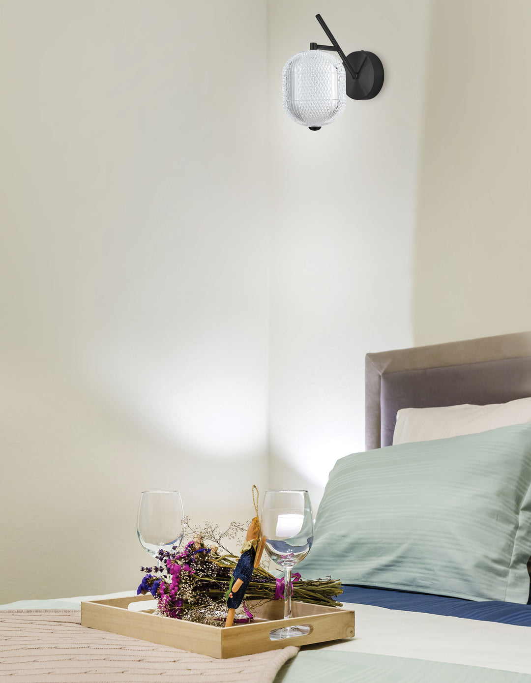 Peri 8.5W Wall Sconce by Dainolite - view 4