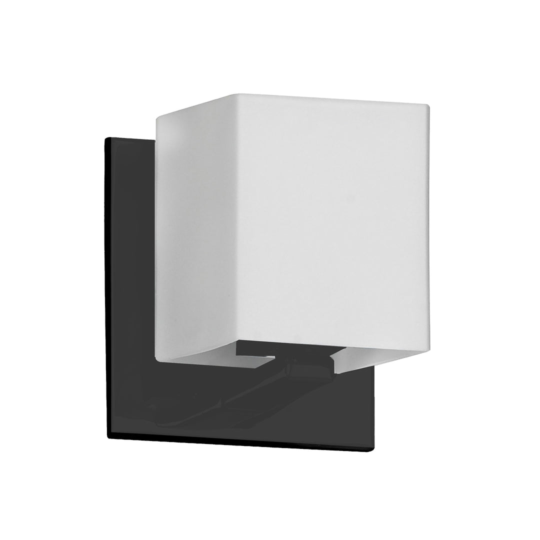 Verona 1 Light Halogen Wall Sconce in Black by Dainolite