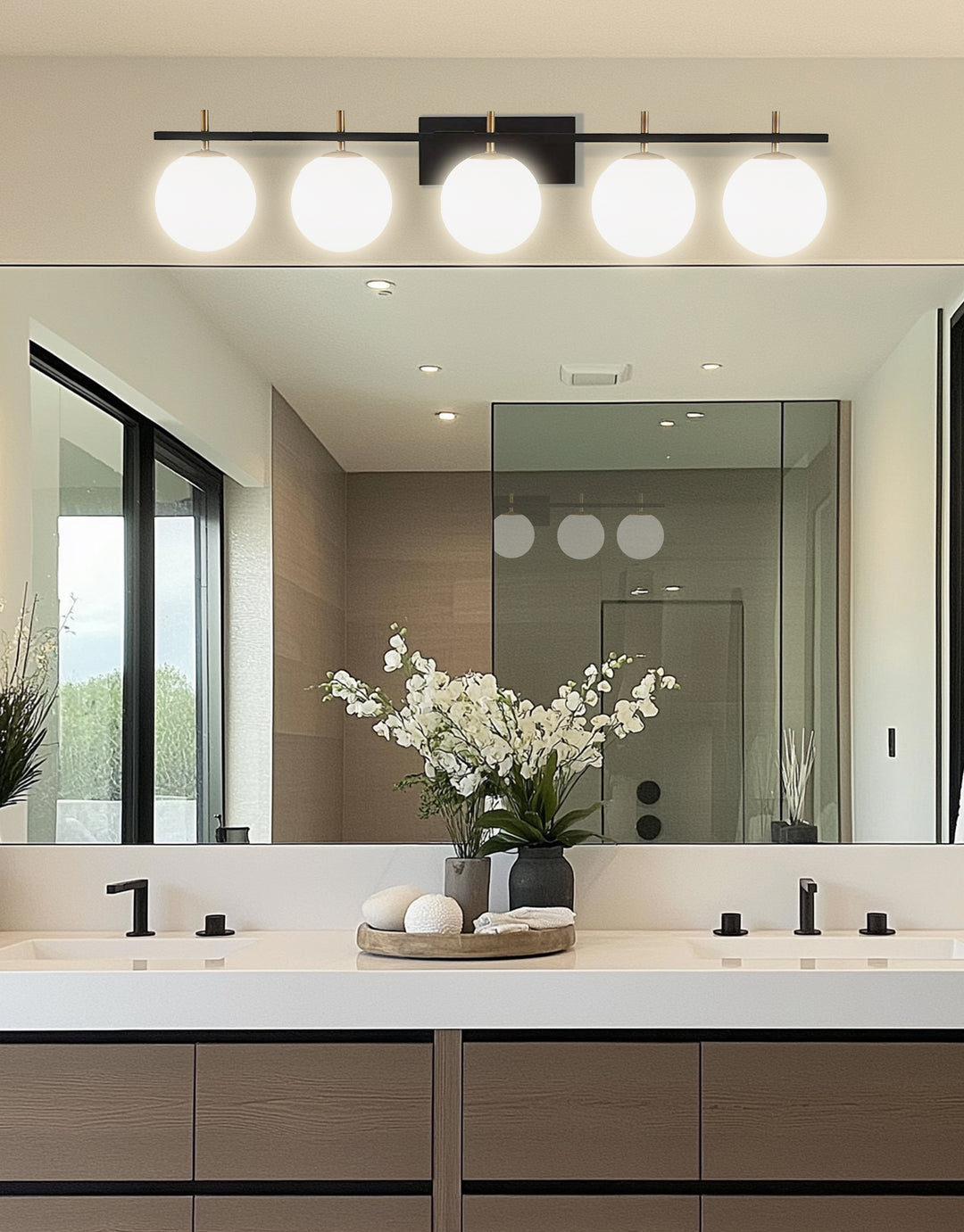 Vivaldi 5 Light Halogen Vanity by Dainolite - view 4
