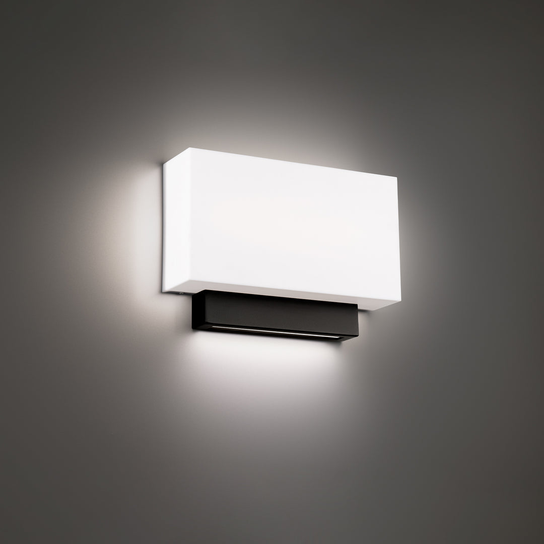 Maven Bath &amp; Wall Light 3000K