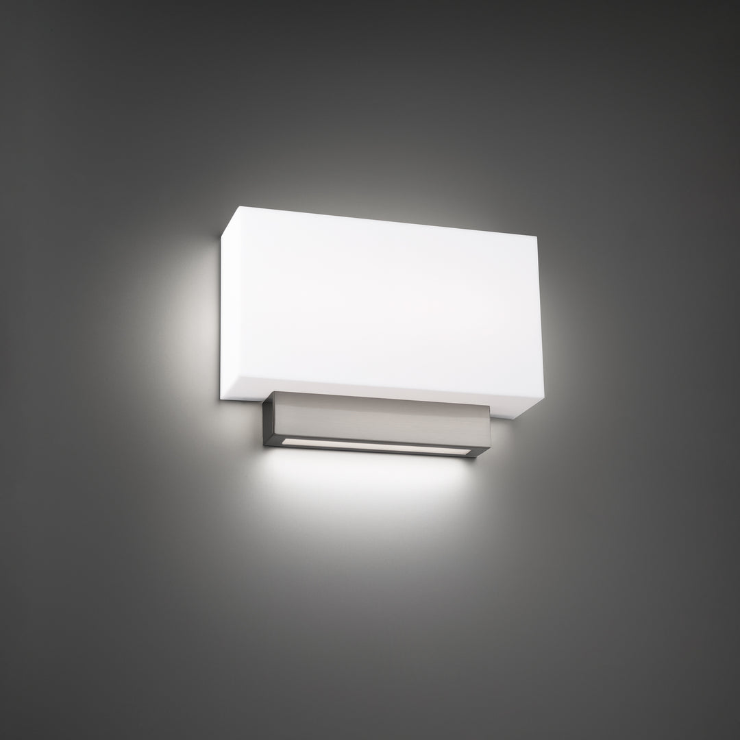 Maven Bath &amp; Wall Light 3000K