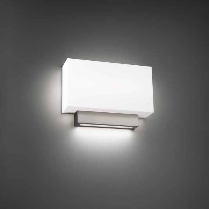 Maven Bath &amp; Wall Light 3000K