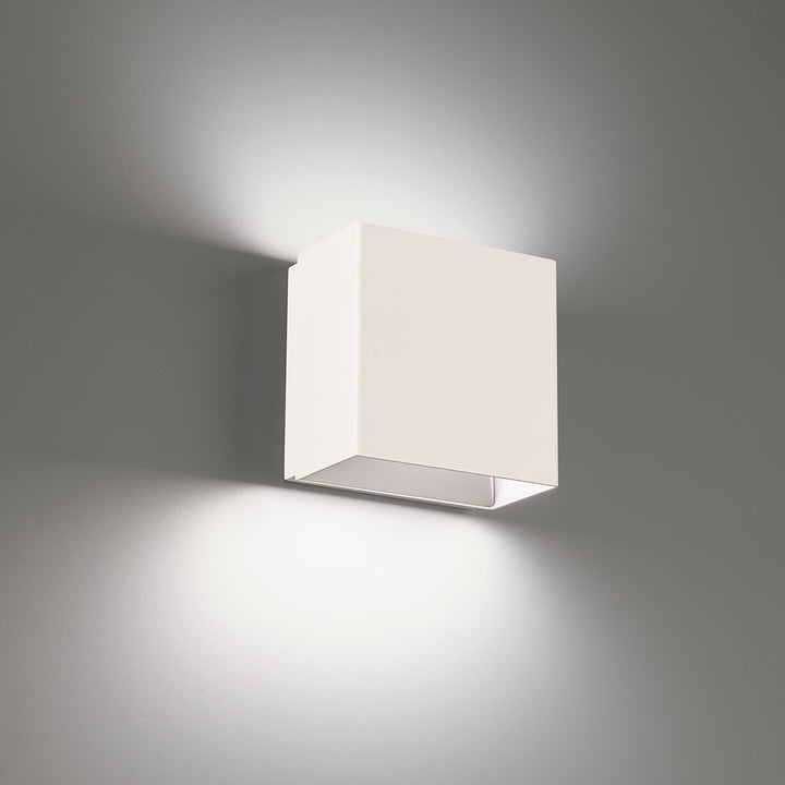 Boxi Wall Sconce