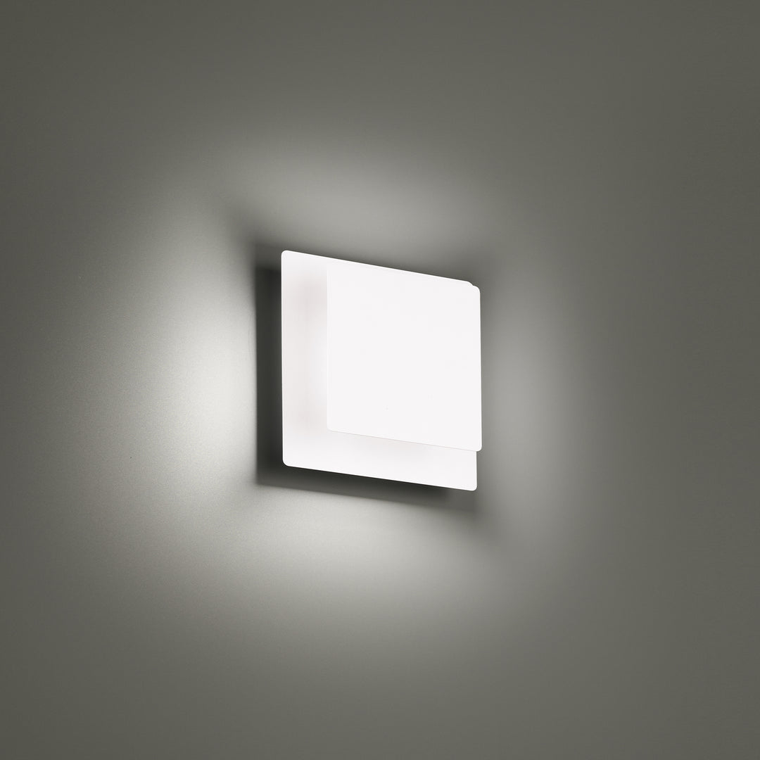 Greet Wall Sconce 4CCT