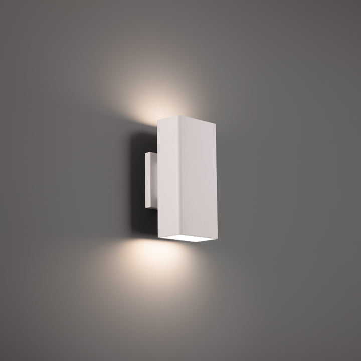 Edgey Outdoor Wall Sconce