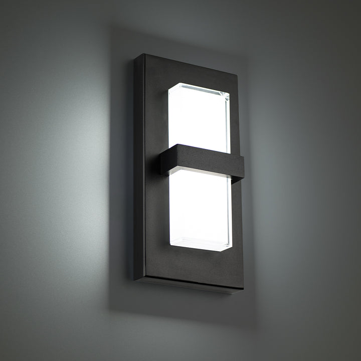 Bandeau Outdoor Wall Sconce