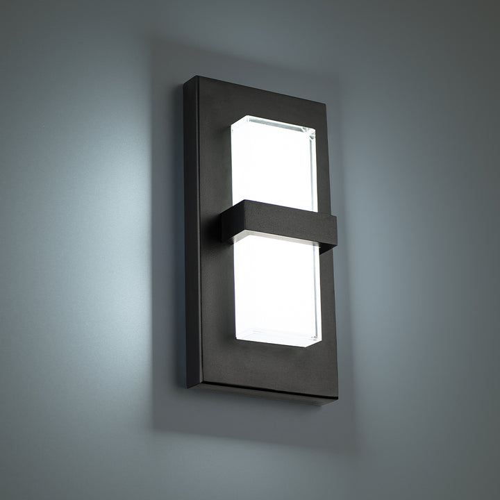 Bandeau Outdoor Wall Sconce