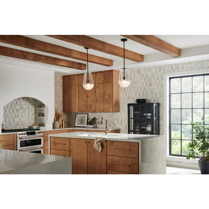 Beck Small Pendant