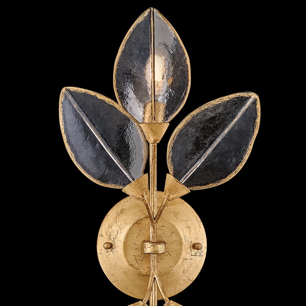 Amira Sconce