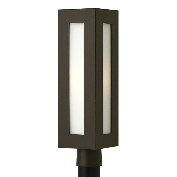 Dorian Medium Post Mount Lantern