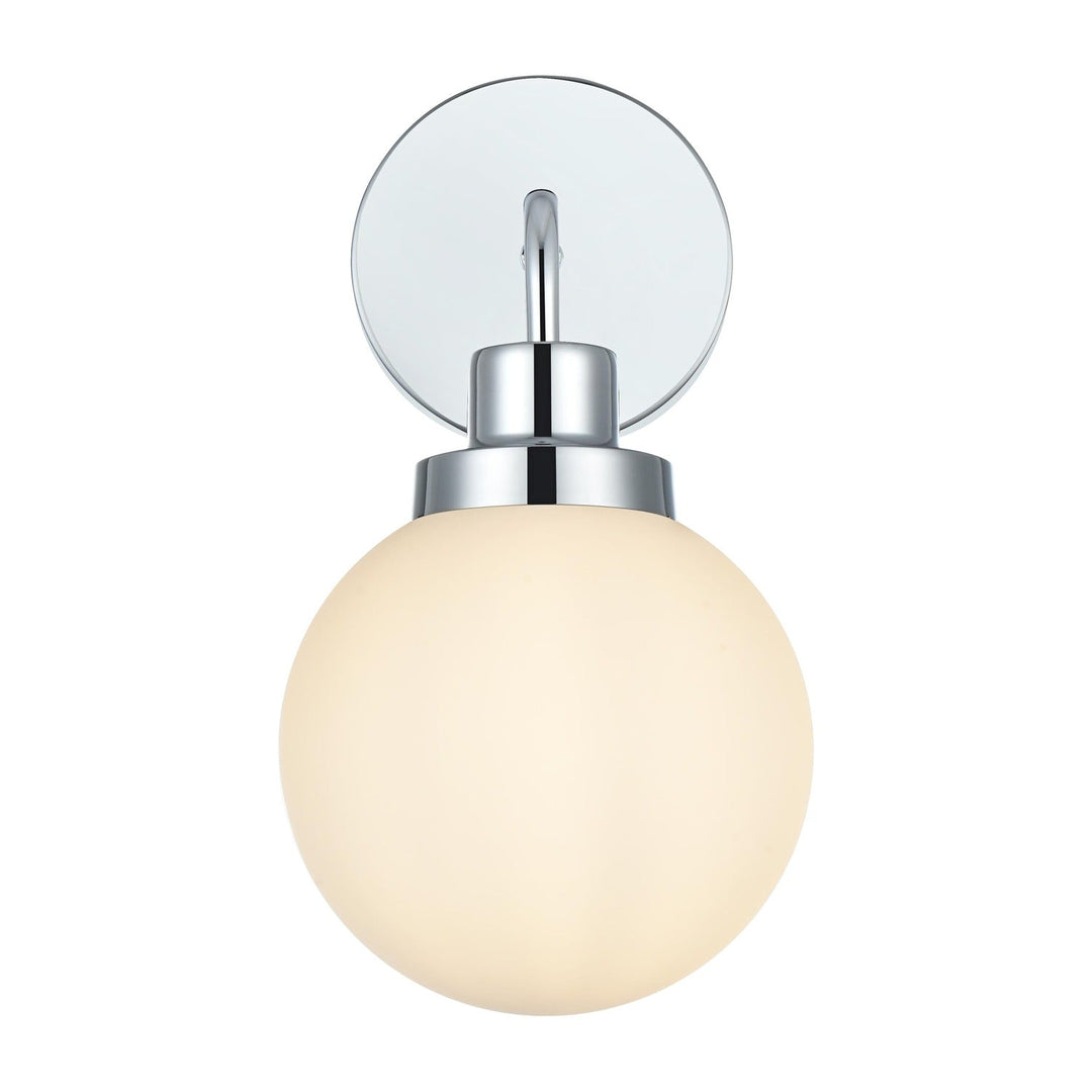 Hanson Wall Sconce in Chrome by Living District