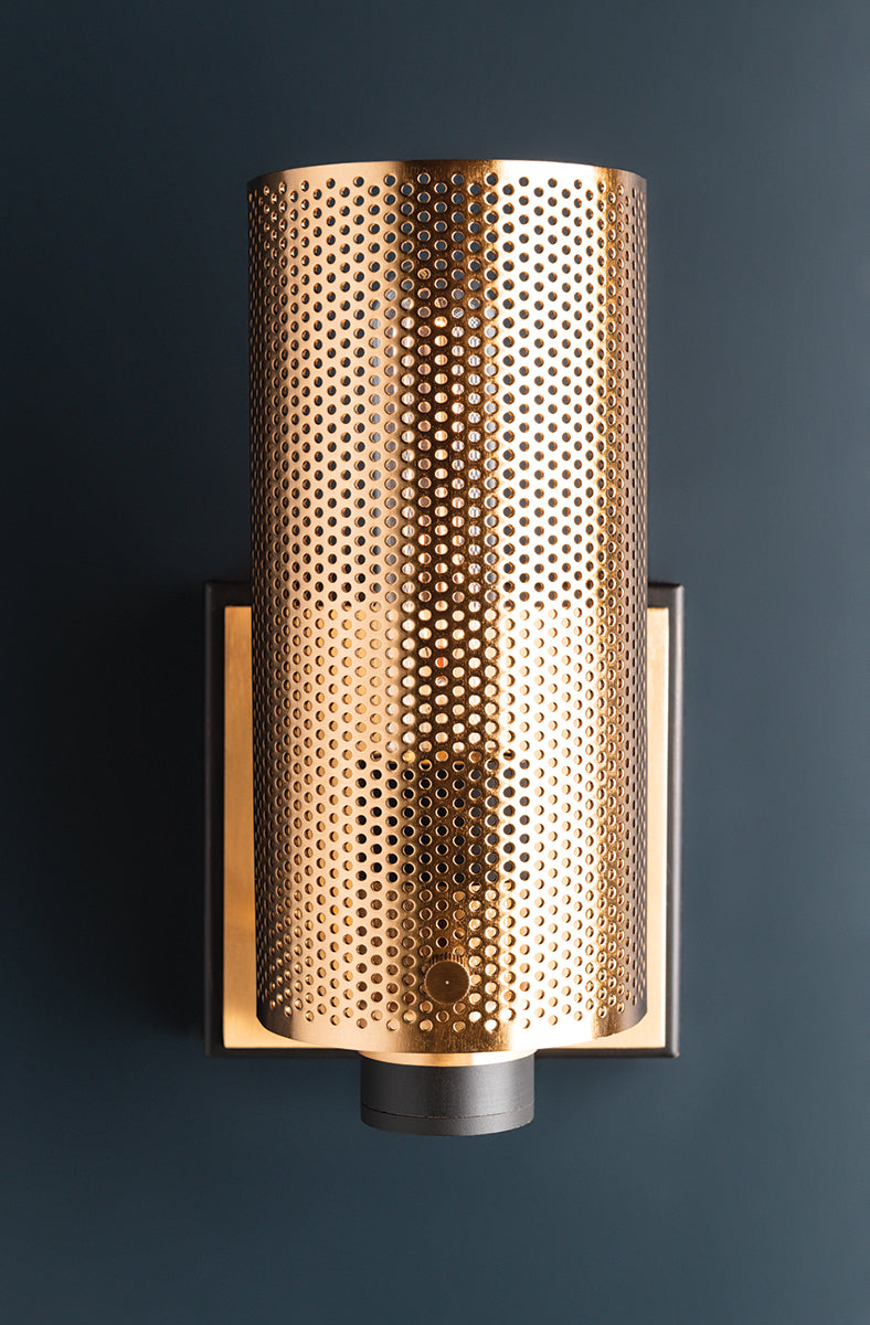 Steel Mesh Shade Wall Sconce