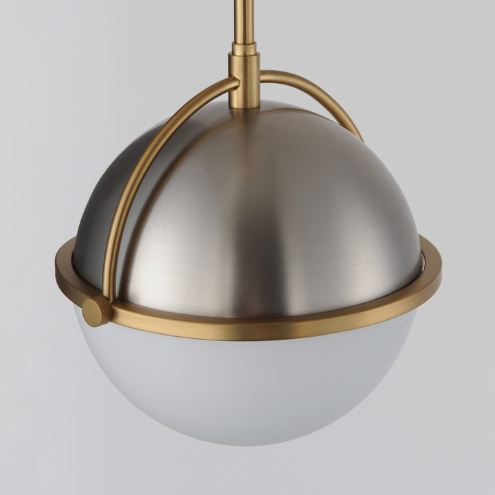 Duke Single Pendant
