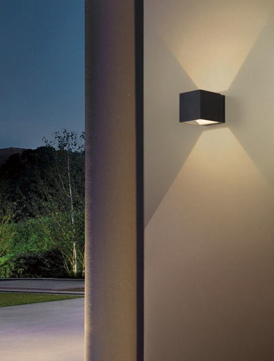 LED Aluminum Cubical Shade with Glass Diffuser Outdoor Wall Sconce