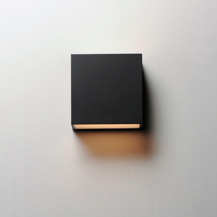 LED Square Aluminum Frame Outdoor Wall Sconce - LV LIGHTING