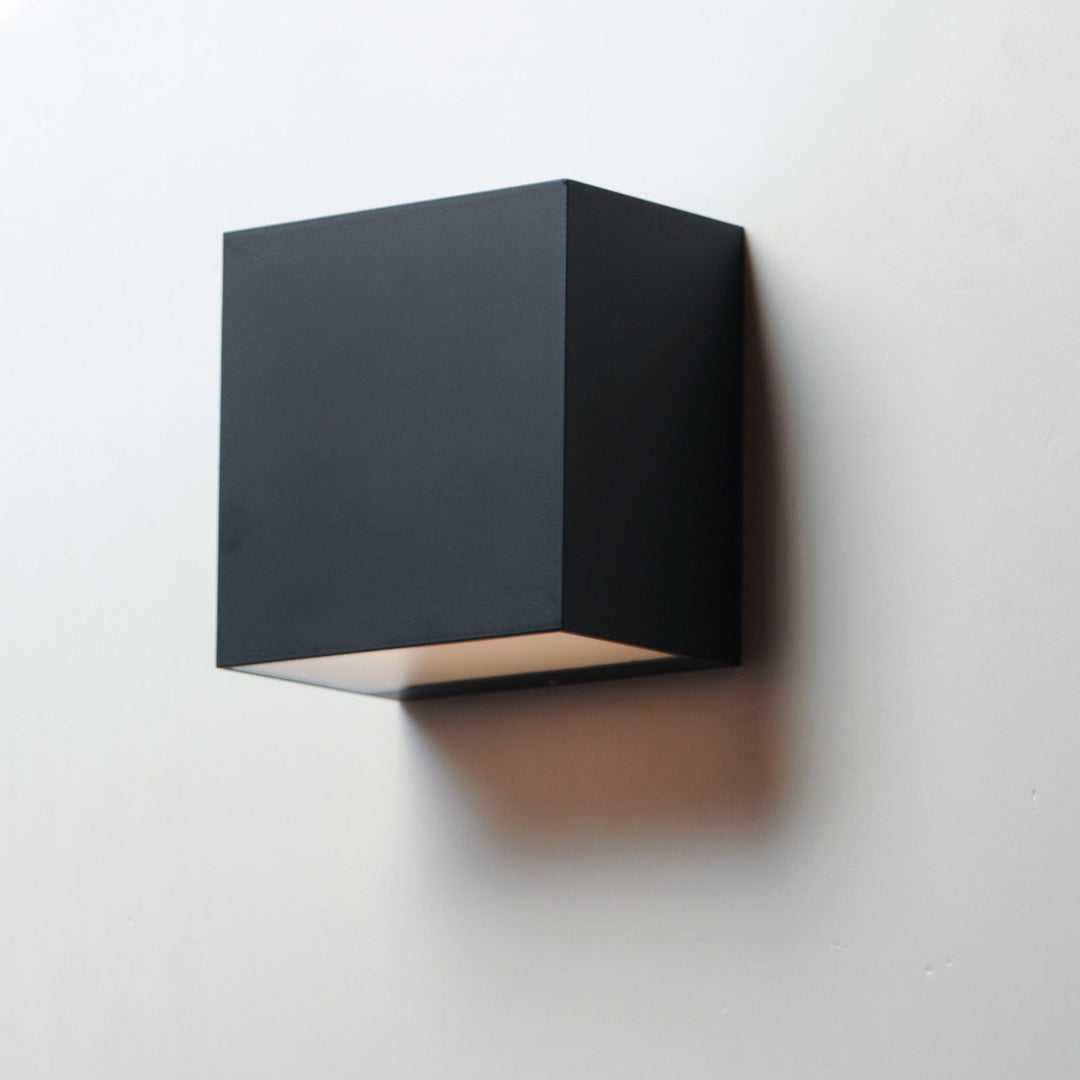 LED Square Aluminum Frame Outdoor Wall Sconce - LV LIGHTING